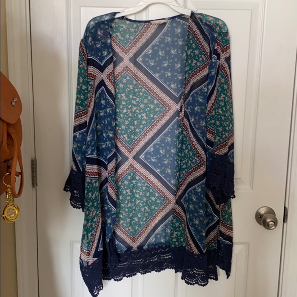 Altar’d State Kimono